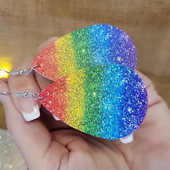 VIBRANT RAINBOW DROP EARRINGS - Picture 4 of 7